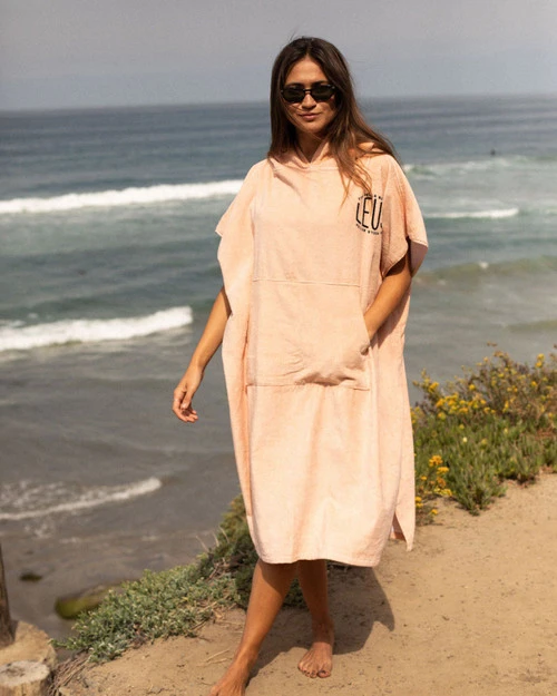 LEUS HAPPY HOUR PONCHO - Image 4