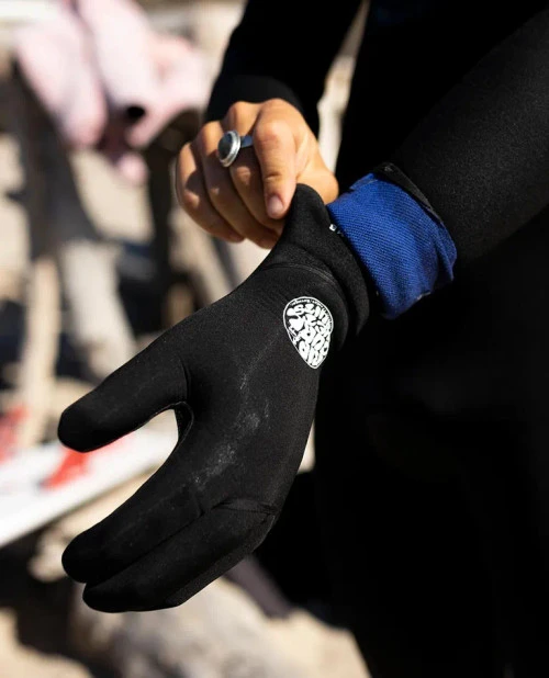 RIP CURL FLASHBOMB 3/2 5 FINGER GLOVE (EX) - Image 3